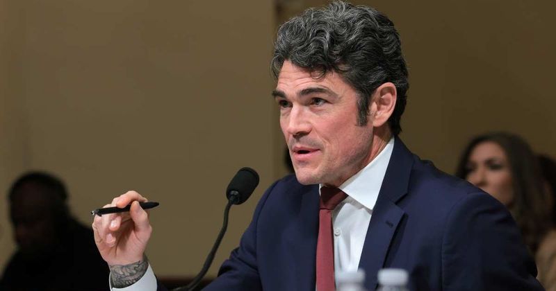 Top Trump official resigns over 'war due to pressure from Israel', President calls it a 'good thing'
