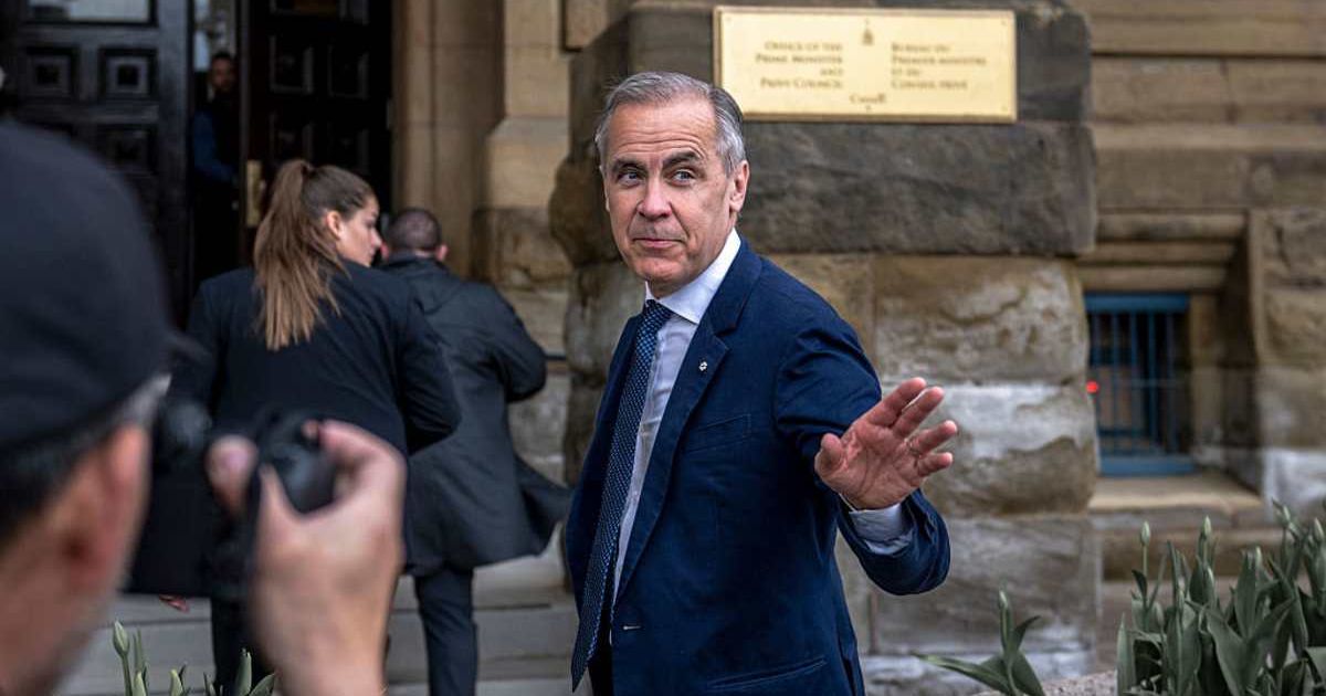Canadian Prime Minister Mark Carney arrives at the Office of the Prime Minister and Privy Council  (Cover Image Source: Getty Images | Photo by Andrej Ivanov)