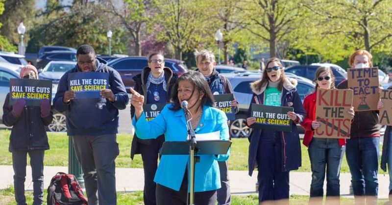 'Betrayal of the American people': Pramila Jayapal slams Republicans seeking $1 billion for ballroom
