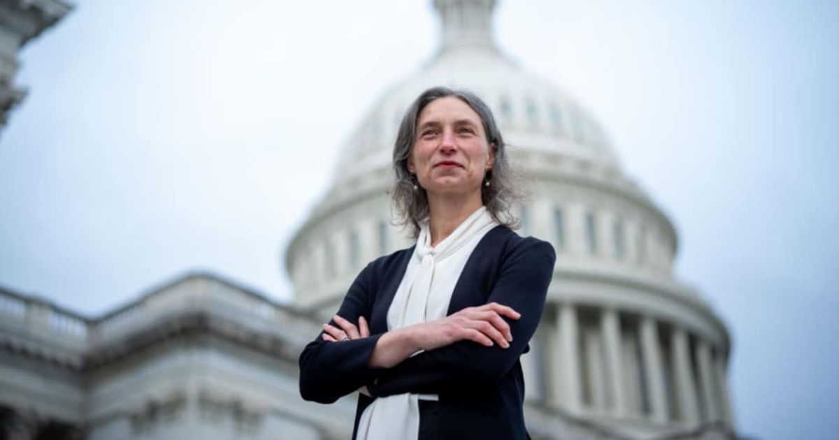 Rep.-elect Maxine Dexter (D-OR) poses for a photograph after joining other congressional freshmen of the 119th Congress (Cover Image Source: Getty Images | Photo by Andrew Harnik)