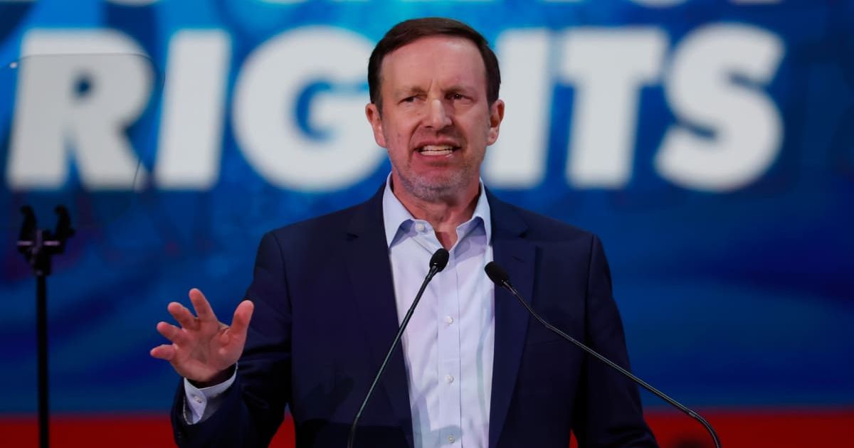 'An ongoing constitutional crisis': Sen. Chris Murphy slams Trump's dubious tax audit protections