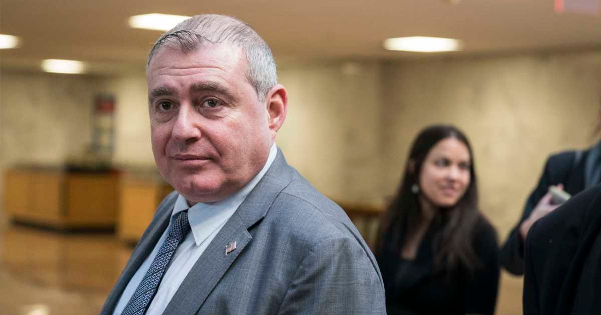 Lev Parnas walks through the Hart Senate Office Building in Washington, DC (Cover Image Source: Getty Images | Photo by Sarah Silbiger)