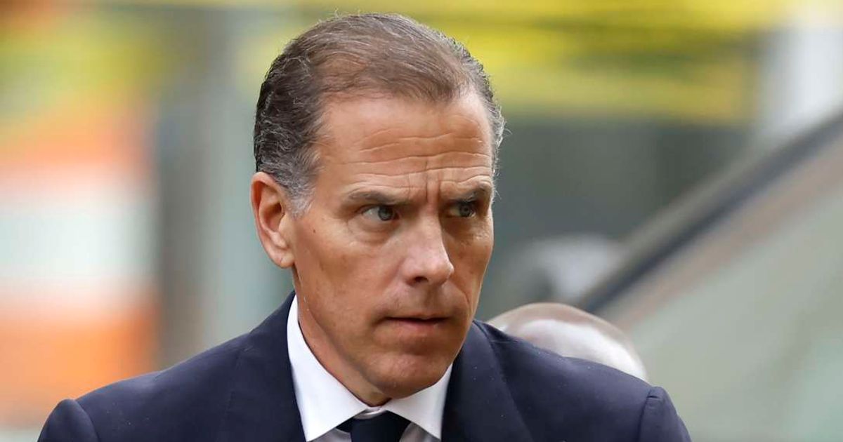 
Hunter Biden arrives at the J. Caleb Boggs Federal Building in Wilmington, Delaware. (Image Source: Getty Images | Photo by Kevin Dietsch)