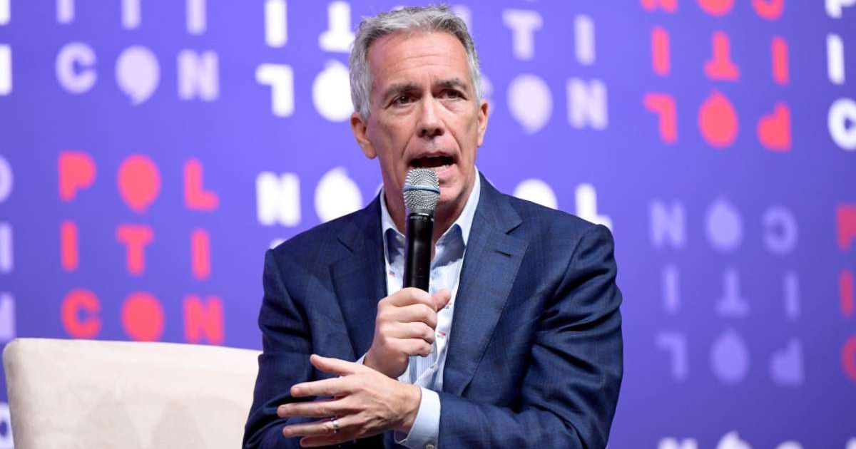 Joe Walsh speaks onstage during the 2019 Politicon at Music City Center (Cover Image Source: Getty Images | Photo by Jason Kempin)