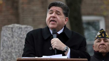 'He's a con artist': Gov. JB Pritzker blasts Trump's ballroom project for using taxpayer money