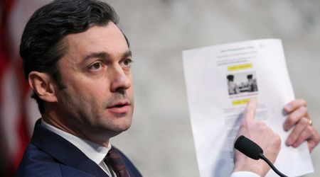 'Sick and tired of corruption': Sen. Jon Ossoff demands Congress members stop trading stocks