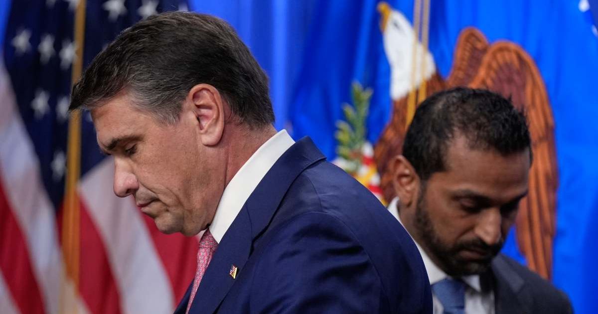 Acting Attorney General Todd Blanche and FBI Director Kash Patel attend a news conference. (Cover Image Source: AP | Photo by Manuel Balce Ceneta)