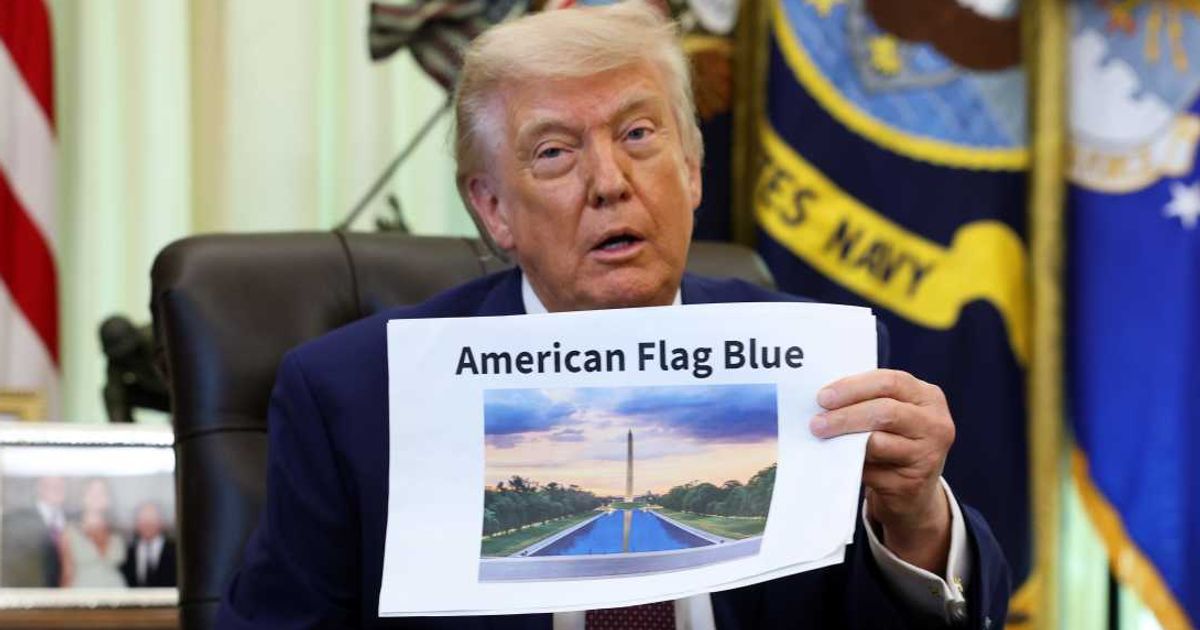 President Donald Trump displays a rendering of his proposed renovations to the Lincoln Memorial Reflecting Pool during an event at the White House (Cover Image Source: Getty Images | Photo by Kevin Dietsch)