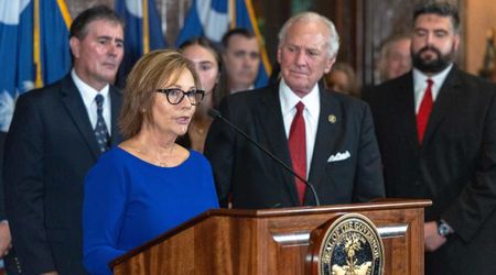 Darline Graham Nordone sworn in to finish brother Lindsey Graham's Senate term