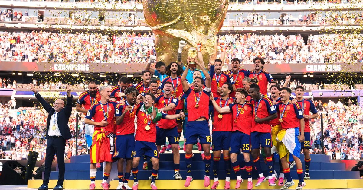 Spain's official trophy photo, edited to exclude President Donald Trump and FIFA President Gianni Infantino. (Cover Image Source: X | Photo by @SEFutbol)
