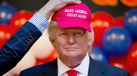 Comedian Jon Stewart spots a mind-blowing glimpse of a "Dummy Trump"
