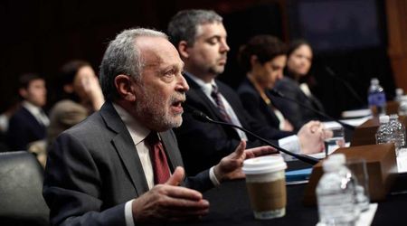 Robert Reich says Trump is becoming a 'fat lame duck' as poll numbers sink