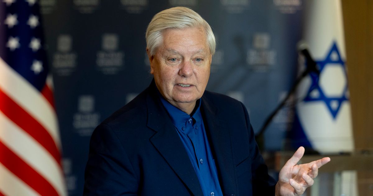Senator Lindsey Graham attends a press conference on August 28, 2025, in Tel Aviv, Israel.  (Cover Image Source: Getty Images | Photo by Amir Levy)