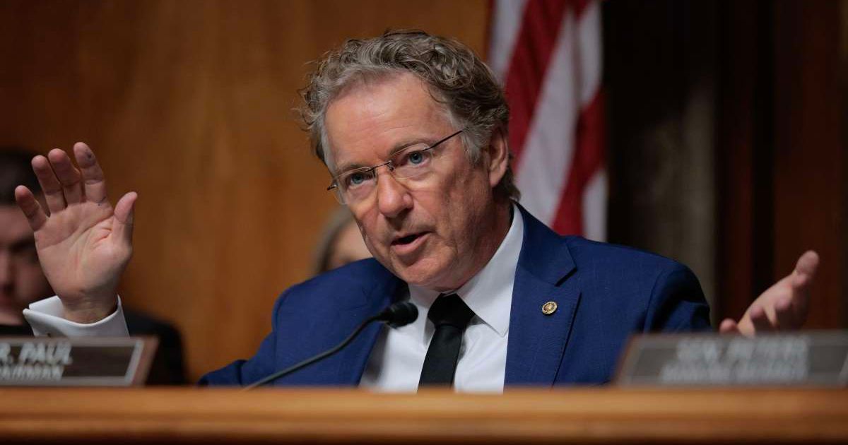 Rand Paul (R-KY) questions Markwayne Mullin (R-OK) during his confirmation hearing to be the next Secretary of DHS (Cover Image Source: Getty Images | Photo by Chip Somodevilla)